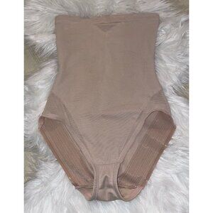 Miraclesuit 2785 Extra Firm Shaping Hi Waist Brief Shapewear Womens M Beige New